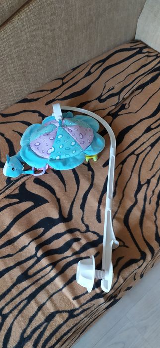 Музыкальная игрушка для кроватки