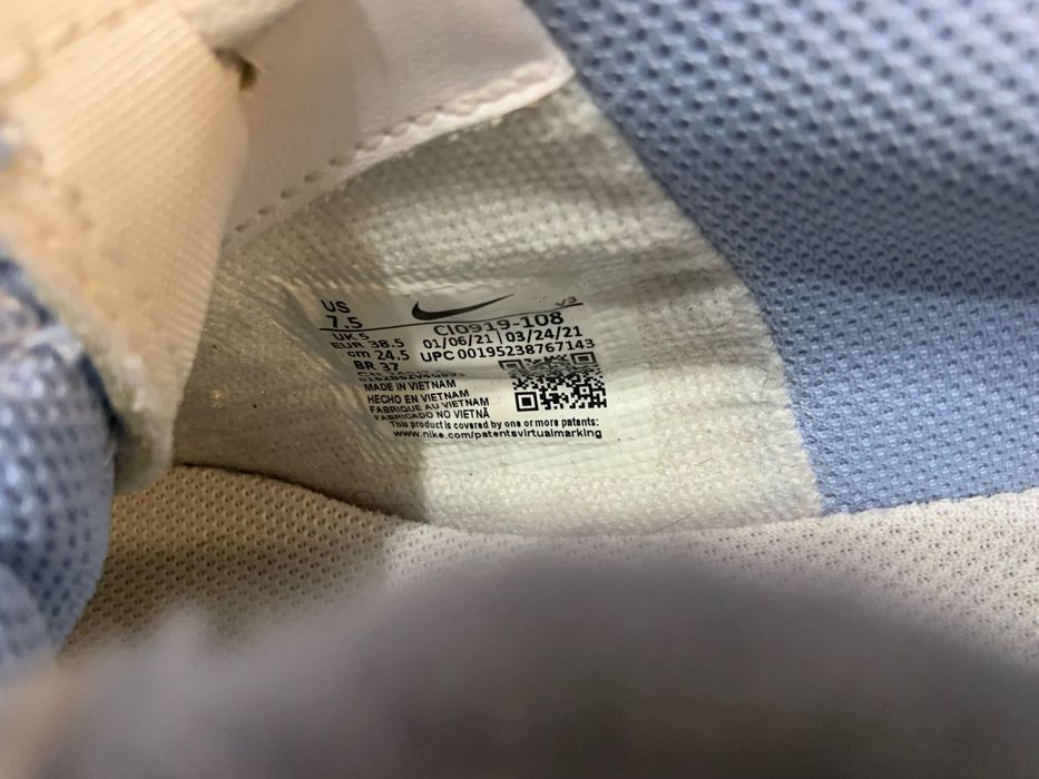 Nike-оригинални маратонки 38,5 размер