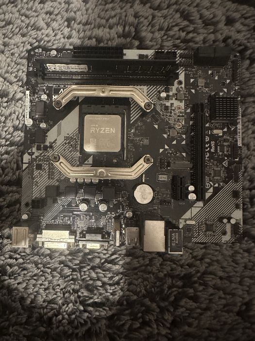 Kit PC: Ryzen 7 3700X + A320M-HDV + 16GB RAM
