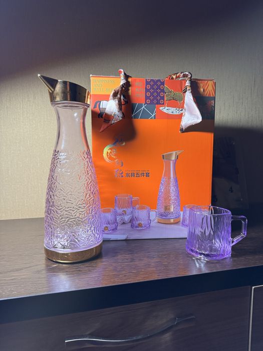 Декантер (графин со стаканами) 4 стакана