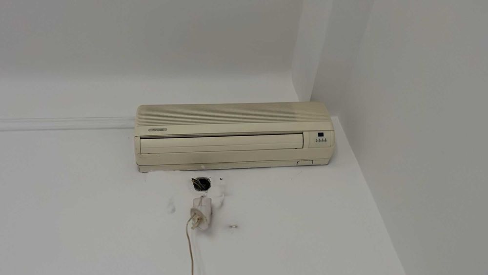 Vand 2 unitati AC Airwell -SH