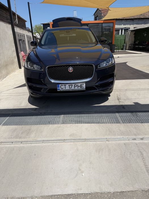 Jaguar F-Pace 2017