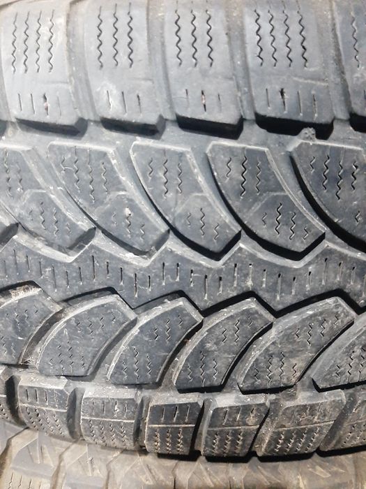 Продам шины 265/65/17 гудиер