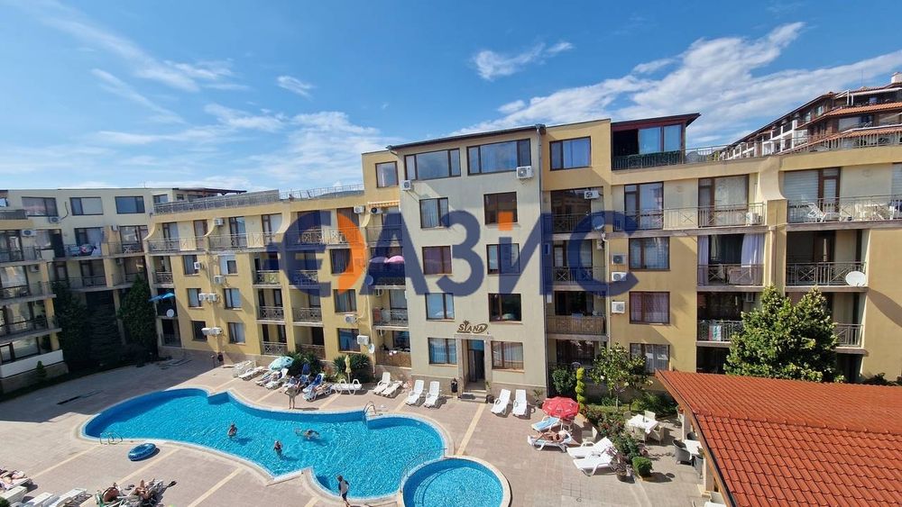 Продава се Тристаен апартамент в Свети Влас - 82 кв.м за 691 €/кв.м - Снимка #10