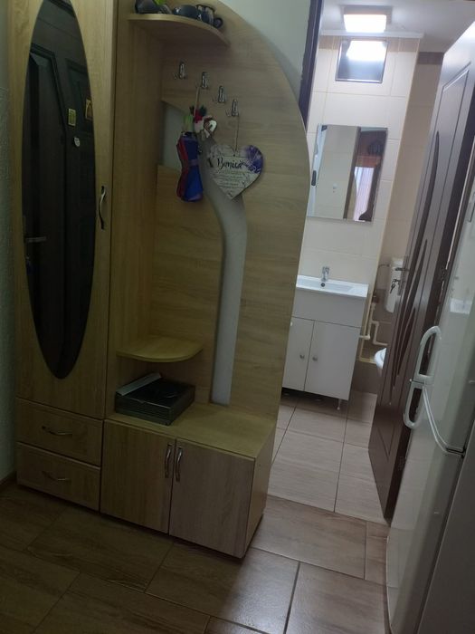 GARSONIERĂ de vânzare.