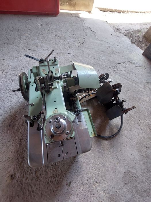 Masina de cusut industrială!!