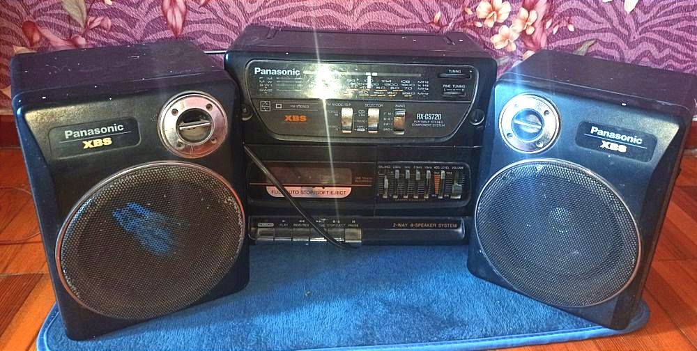 Магнитофон "Panasonic"
