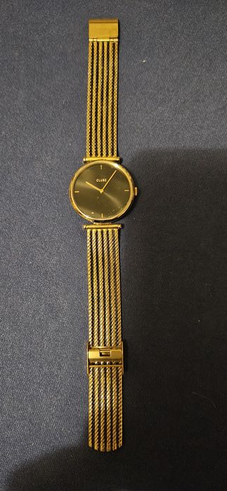 Дамски часовник Cluse Часовник Triomphe Mesh CW10403 Черен