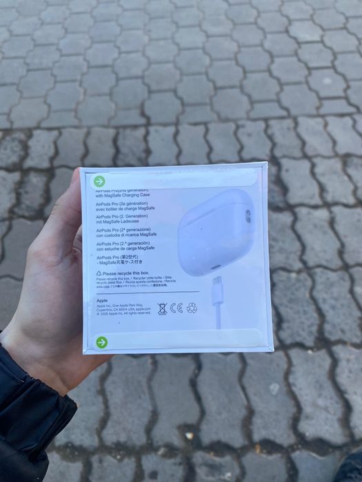 Наушники AirPods Pro