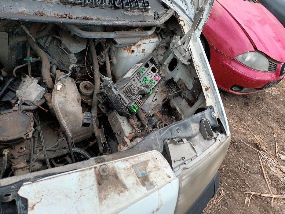 Dezmembrari Peugeot EXPERT Mk 1 (1995-2007) 1.9 D Motorina