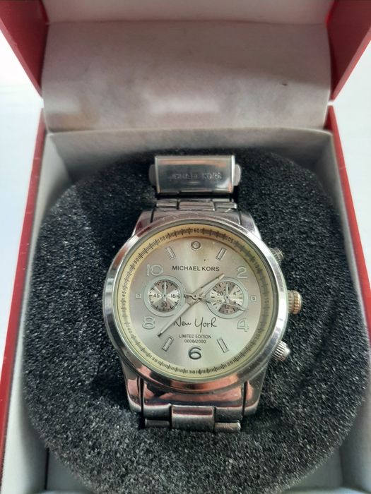 Часы Michael Kors