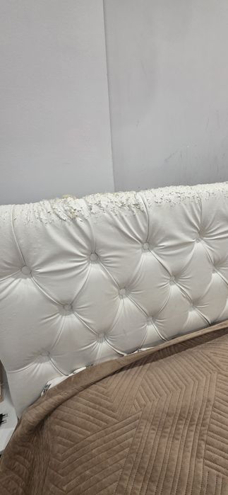 Кровать продам двуспальная с матрасом б/у