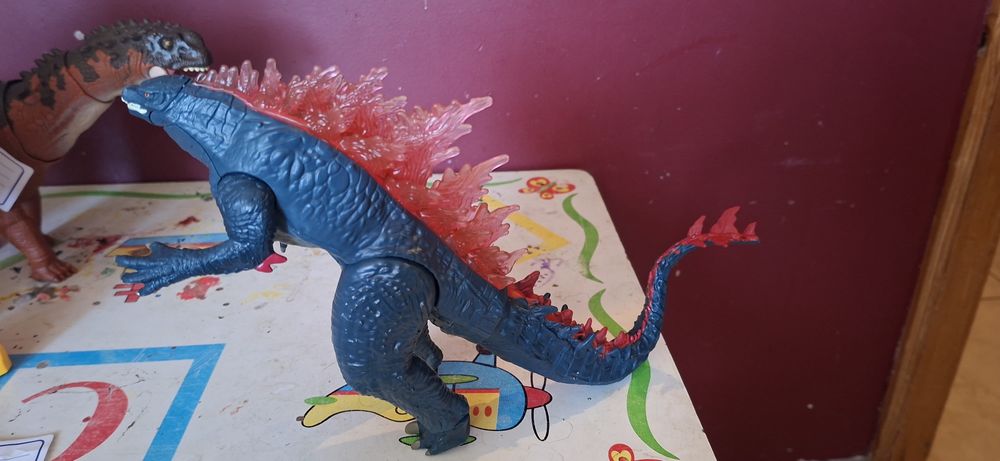 Играчка MONSTERVERSE GODZILLA x KONG Фигура с функции Годзила и Конг 28см