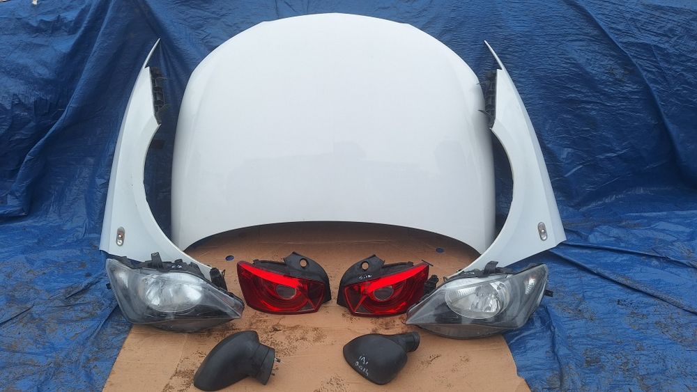 Bara fata capota far Seat Ibizta facelit 2014 tragar triple oglinda