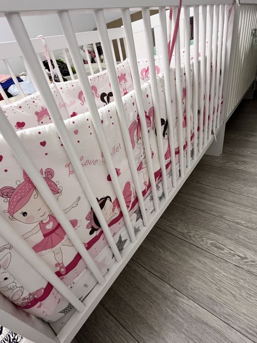 Patut cu saltea, 2 lenjerii si aparatoari de patut