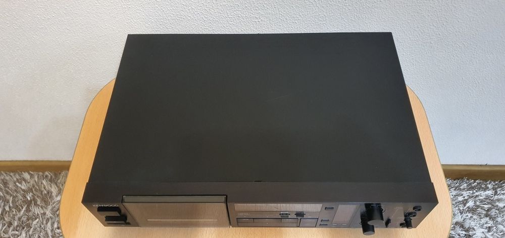 Vând deck Kenwood  BASIC X1