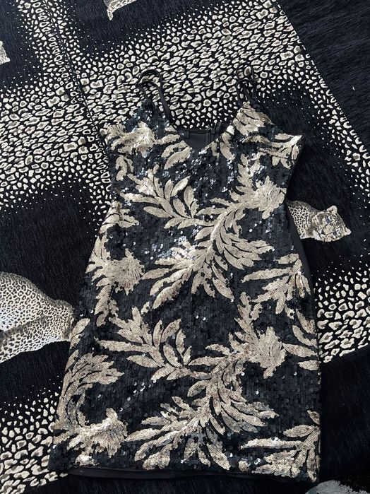 Официални рокли къса и дълга