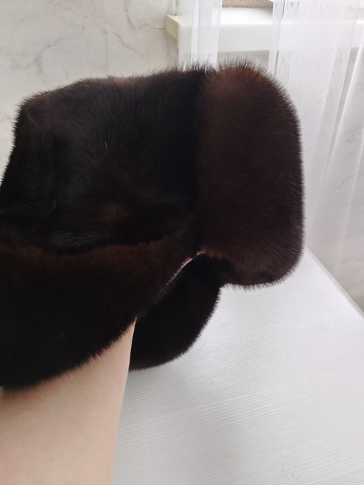 Продам шапку-ушанку норковая