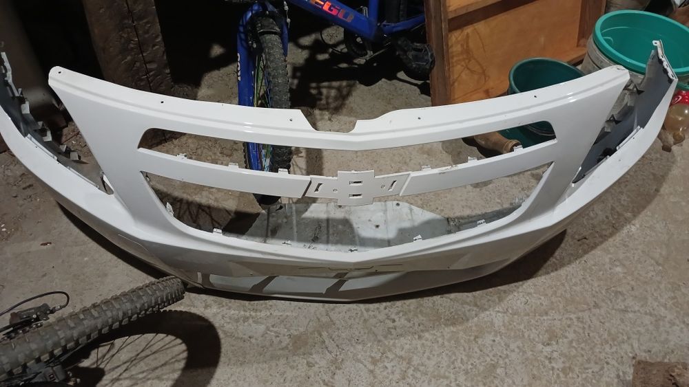 Передний бампер на кобальт