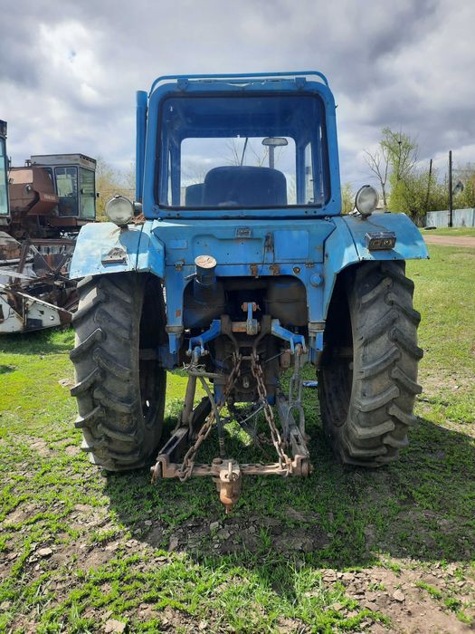 Трактор МТЗ-82 погрузчик