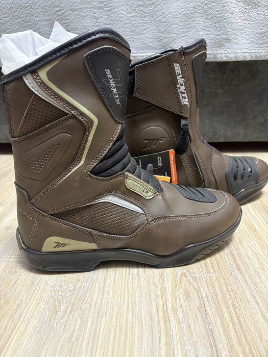 Ghete (cizme) moto Touring Unisex Seventy maro NOI!!