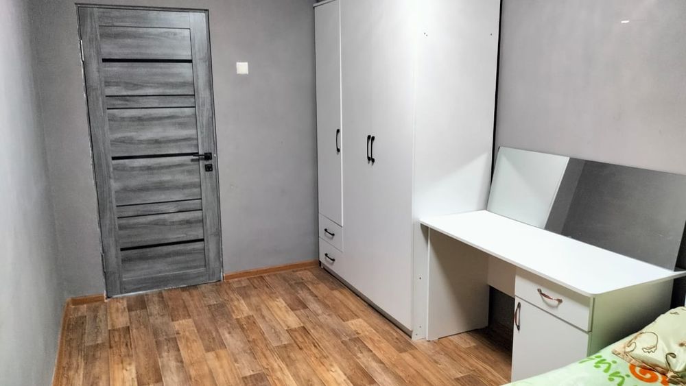 Срочно продам 4 комнатную квартиру