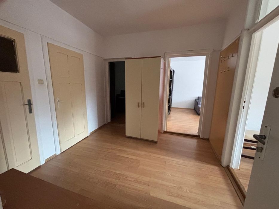 Apartament central, spațios 3 camere, central, zona 0