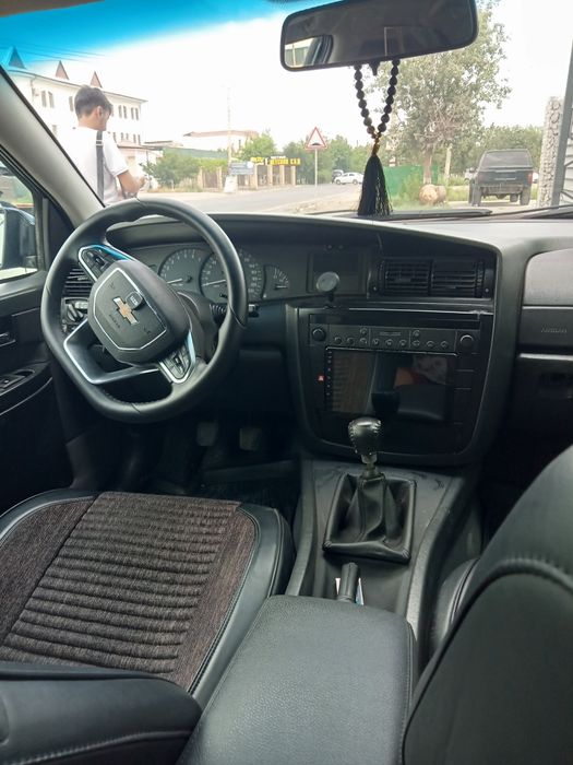 Opel Omega 2.2 motor