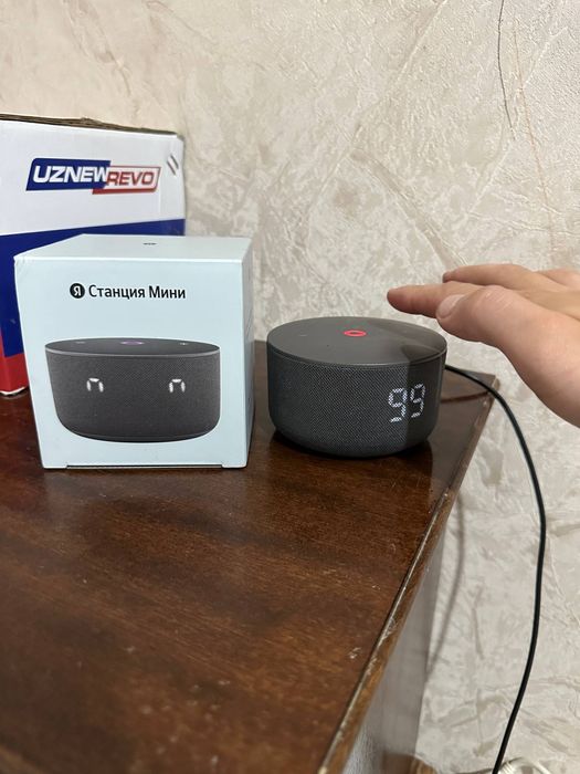 Яндекс станция 3 сотилади