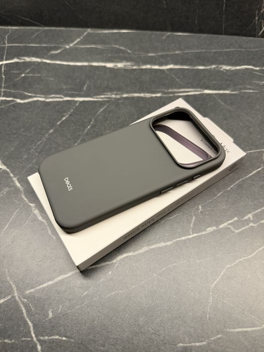 Husă Beats iPhone 17 Pro / 17 Pro Max MagSafe