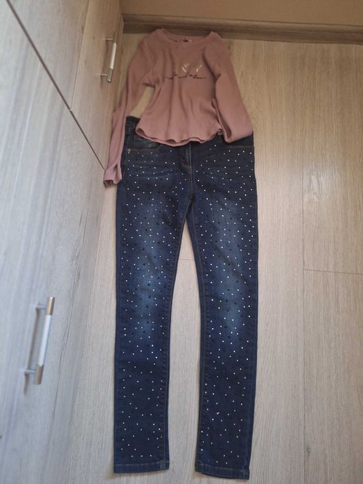 Детски дънки,две блузи и три клина