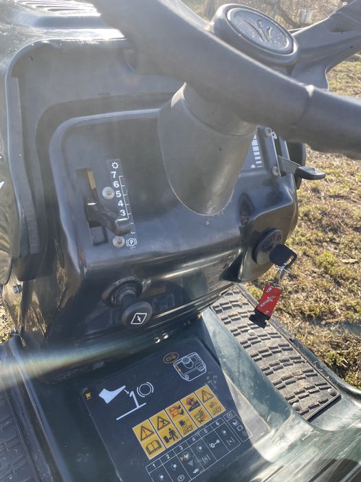 Tractoras taiat iarba/gazon MTD Bolens 12.5 cp