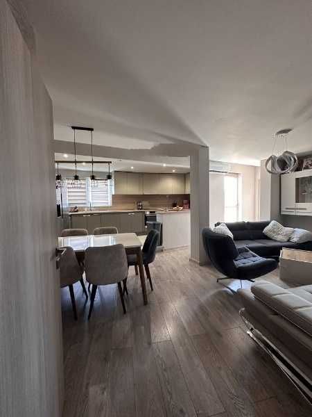 Продава се Тристаен апартамент в Пловдив, Гагарин - 138 кв.м за 1334 €/кв.м - Снимка #3