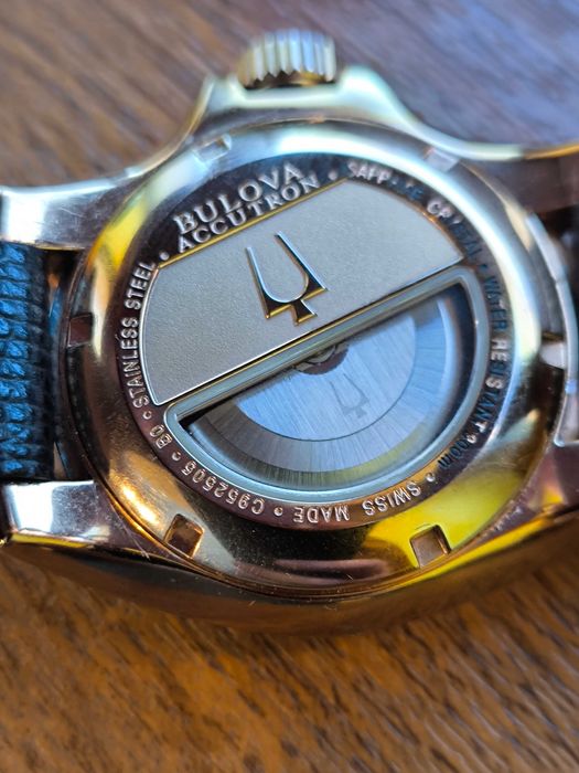 Ceas automatic Bulova Accutronic