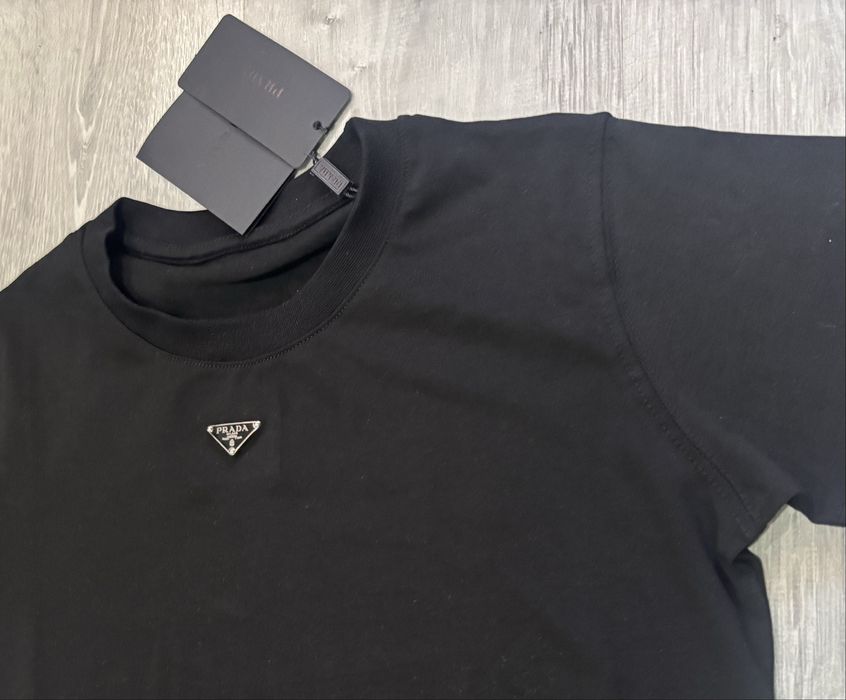 Дамска тениска Prada /