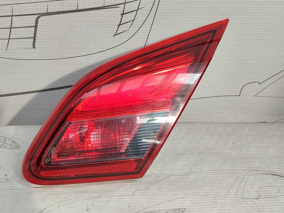 Stop dreaptă haion Opel Corsa E Hatchback 4 USI 2016 1.3 Diesel 2014-2019 Cod OEM: 39012626 (5G3)