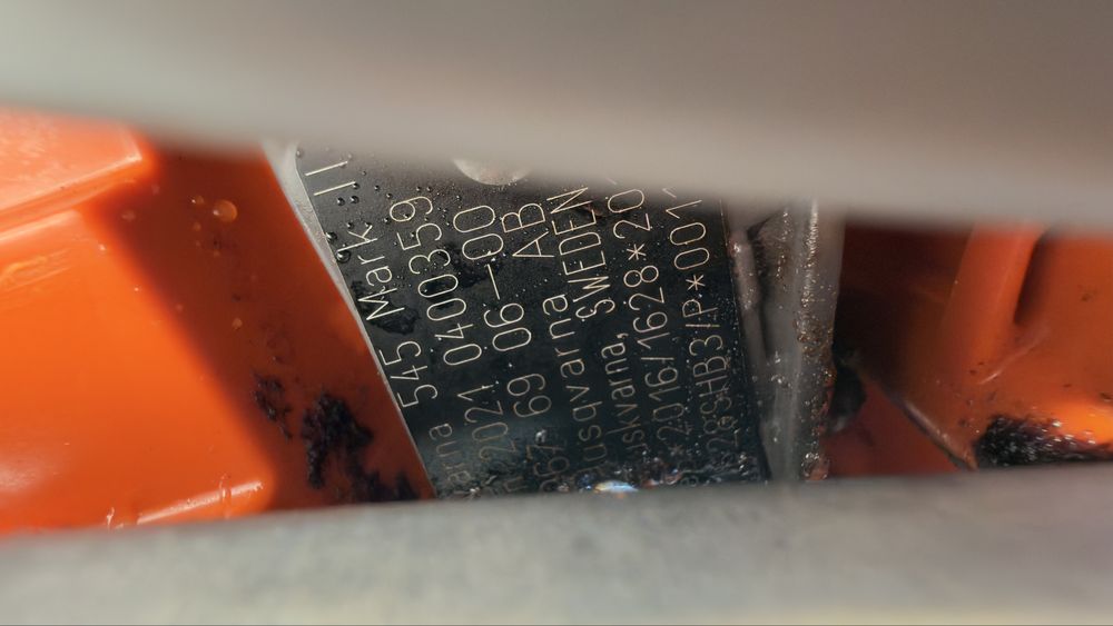 Hisqvarna 545 Mark II drujba taiat lemn padure bustean stihl dolmar