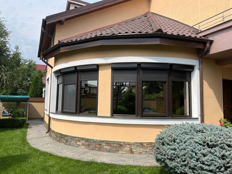 Rulouri Exterioare din Aluminiu - Usi de garaj