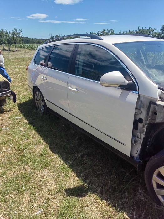 De vânzare 4 uși  passat b6 brek și haion