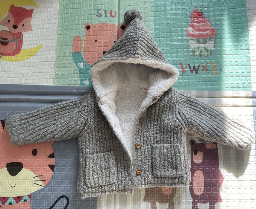 Вязаная теплая кофта