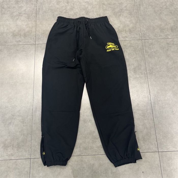 штаны от Corteiz