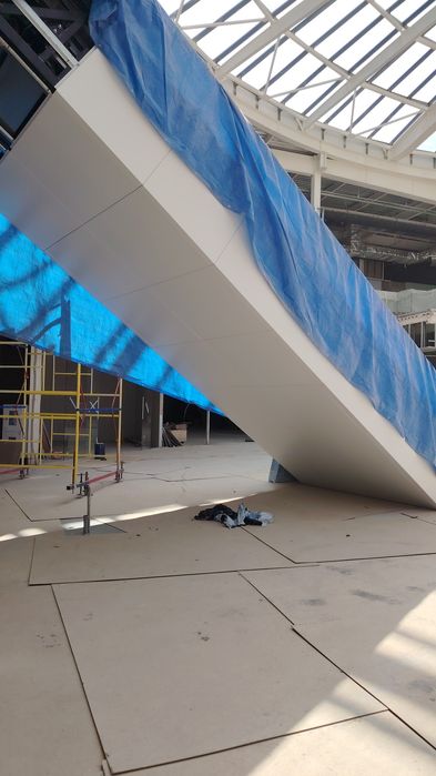 Алюминиевые витражи, кассеты, двери