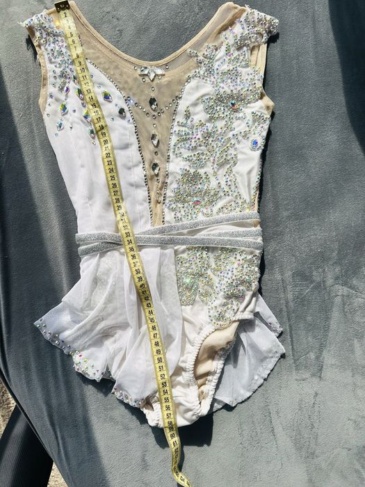 Трика за художествена гимнастика