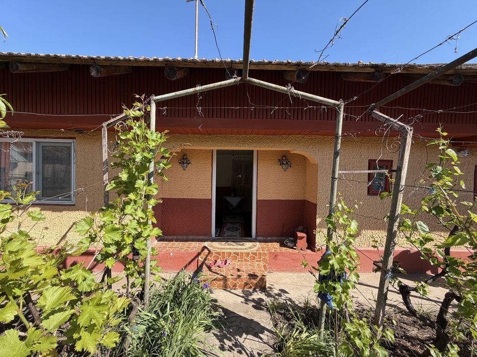 Teren cu Casă și Anexe – Comuna Boldești-Grădiștea, sat Grădiștea