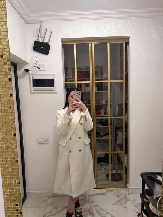 Продам Пальто Miu Miu