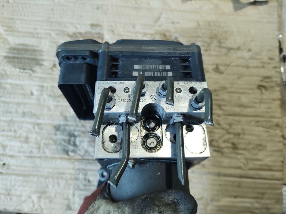 ABS Модул/Помпа Mercedes E class W211 V6 4matic Tmodel OM642