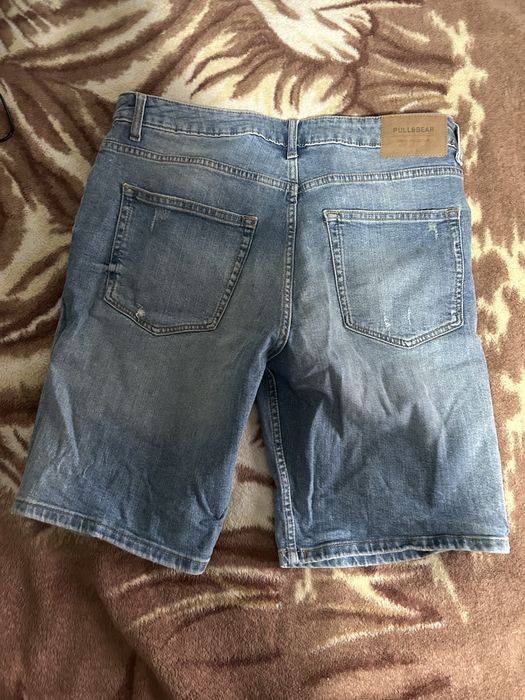 Blugi scurti pull&bear