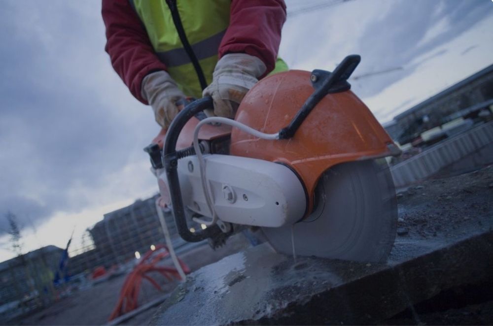 Резка бетона, асфальта, стен