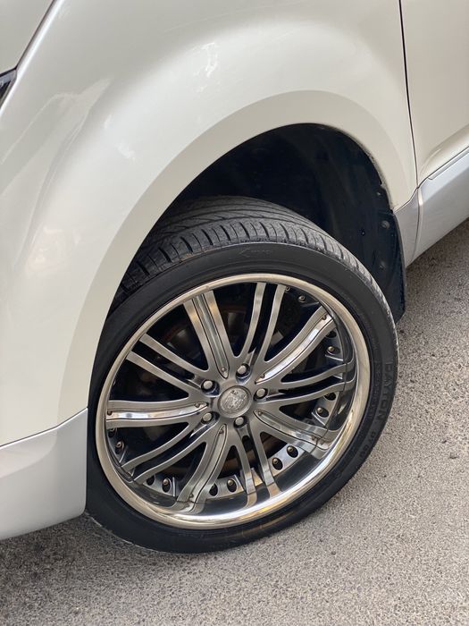 Продам диски  R19 с резиной