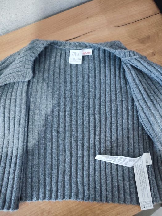 Продам новые детские кофты Zara